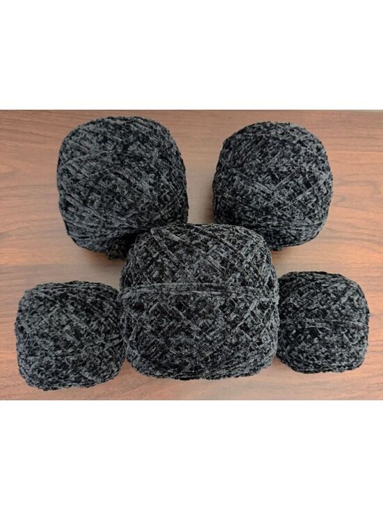 Other - Reclaimed Polyester Worsted Chenille Yarn 1037 Yds Black 480g (5 Cakes)